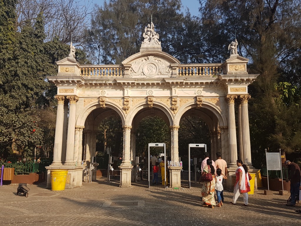 Mumbai a day trip to Victoria Gardens The