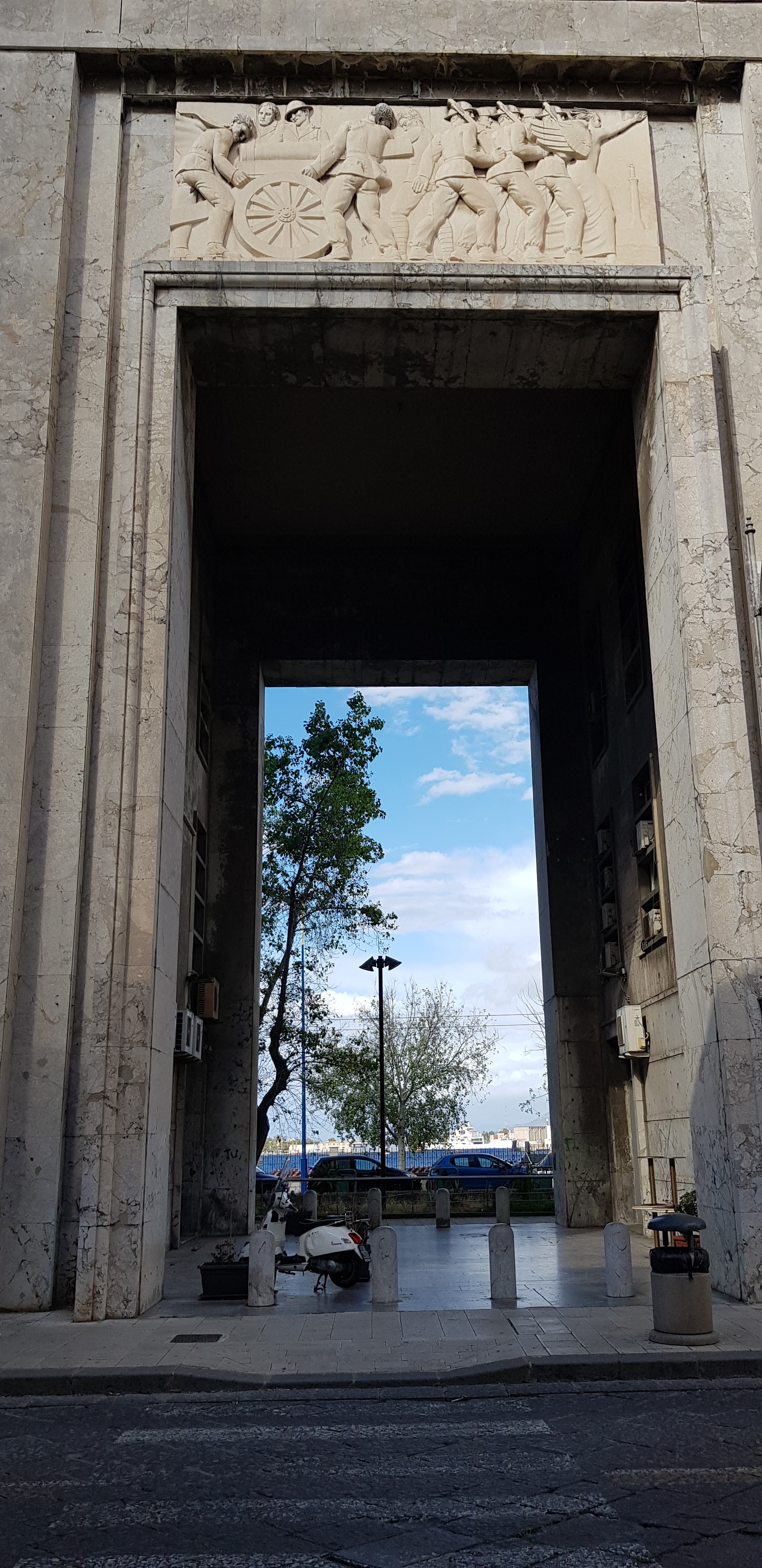 Sicily – Messina architecture walk #2 – north from the centre – The Gannet